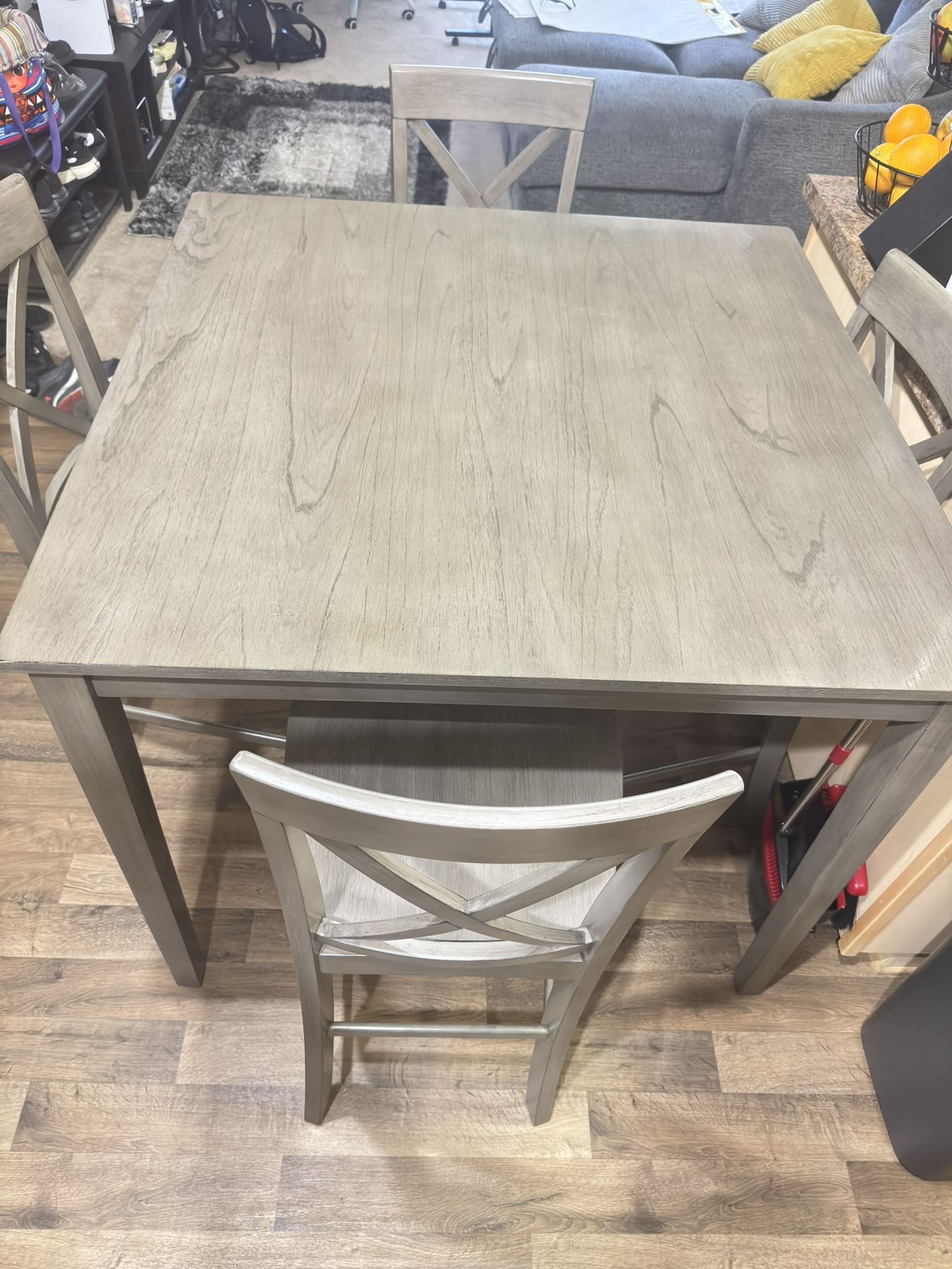Dining room table