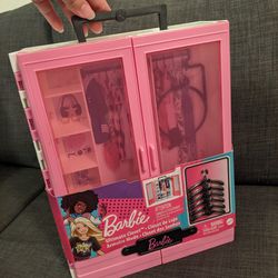Barbie Ultimate Closet! 