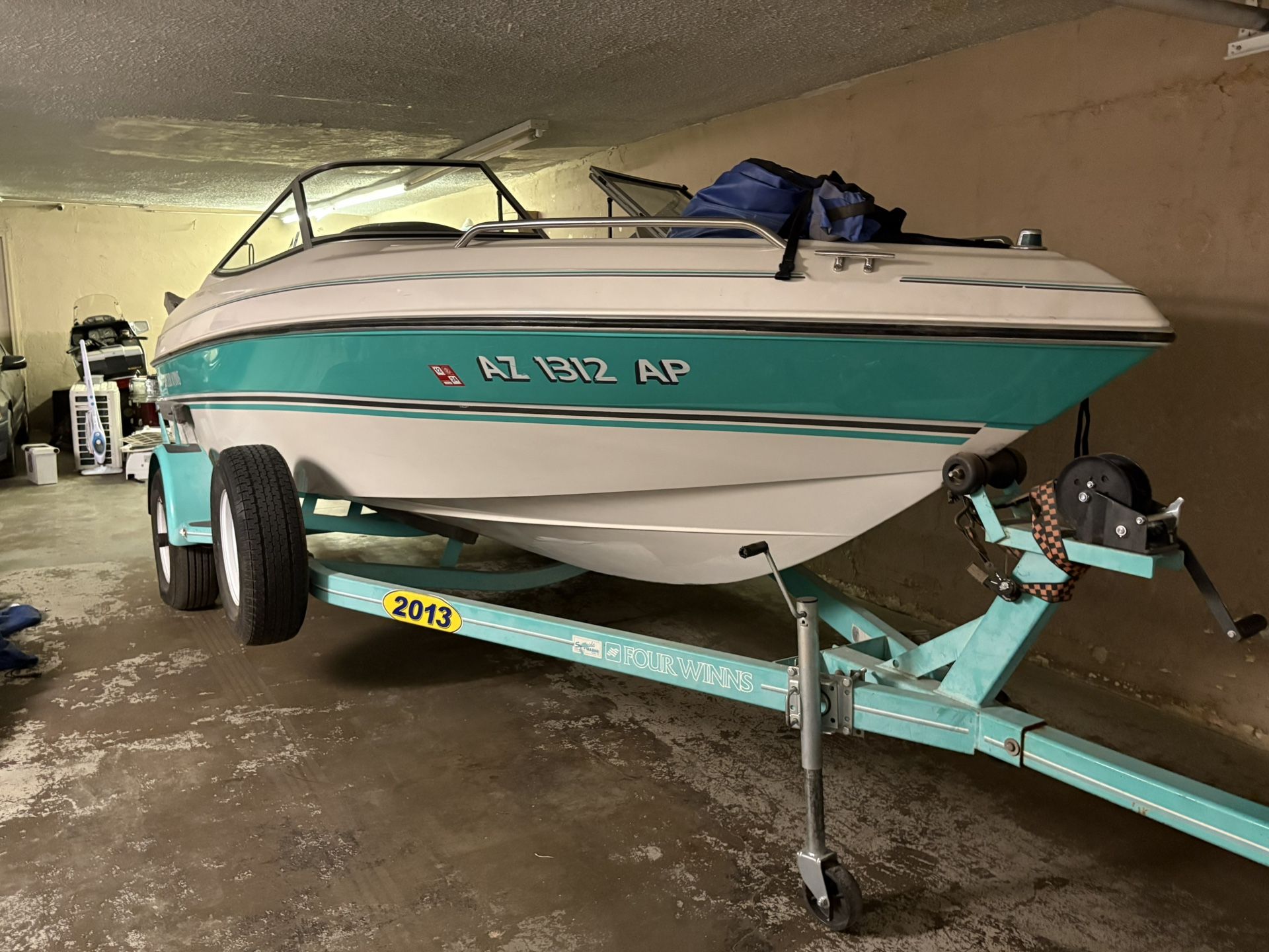 1994 FOUR WINGS BOAT
