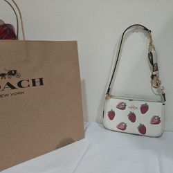 Coach. Nolita 19 Strawberry Collection 