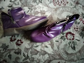 Women's purple ankle boots