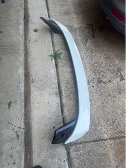 Rear trunk spoiler wing for 22-26 Honda Civic Hatchback Style White and Black