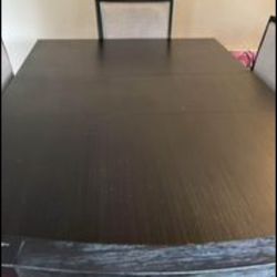 Dinning Table 