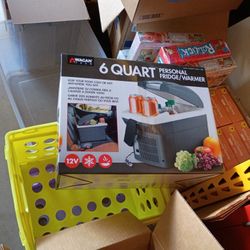 6 Quart Personal Fridge/Warmer