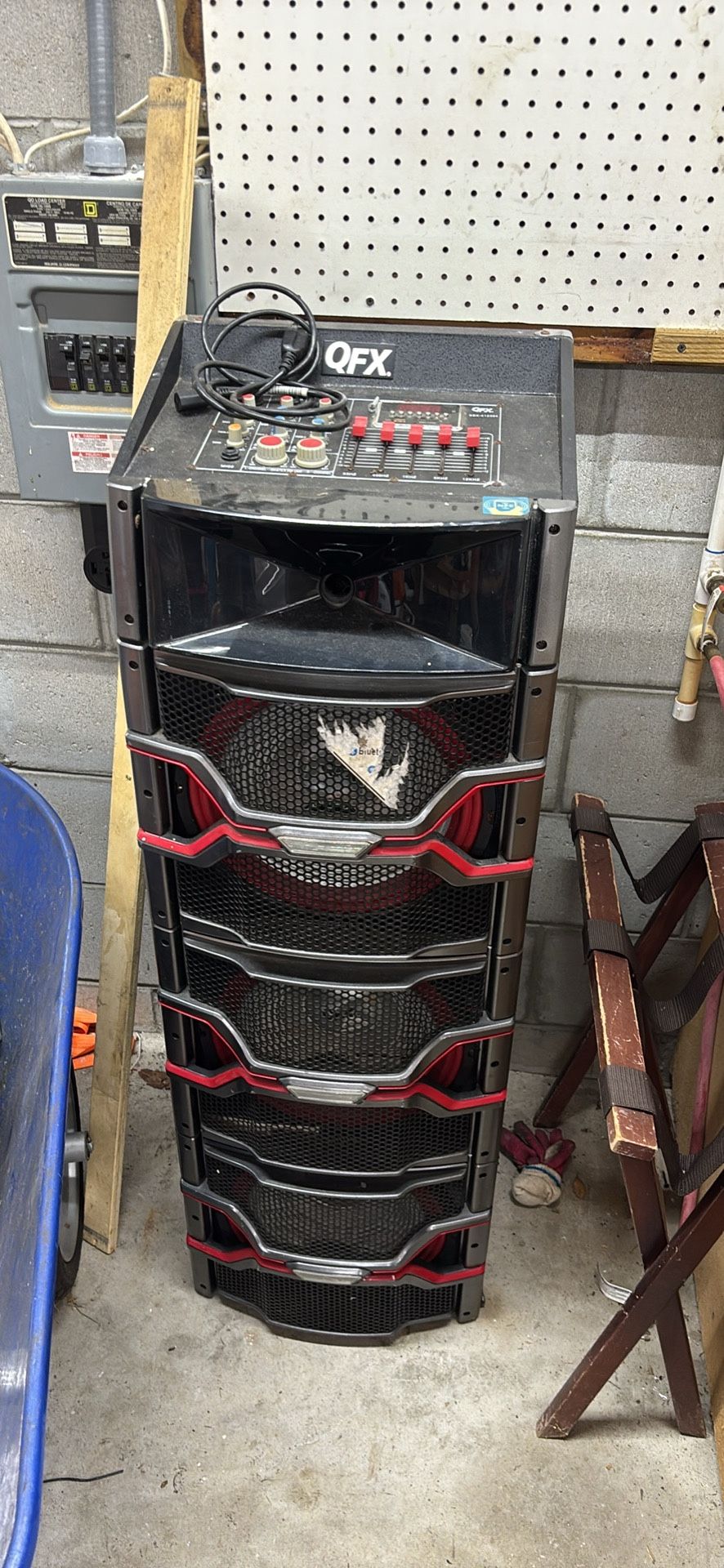 Qfx Speaker
