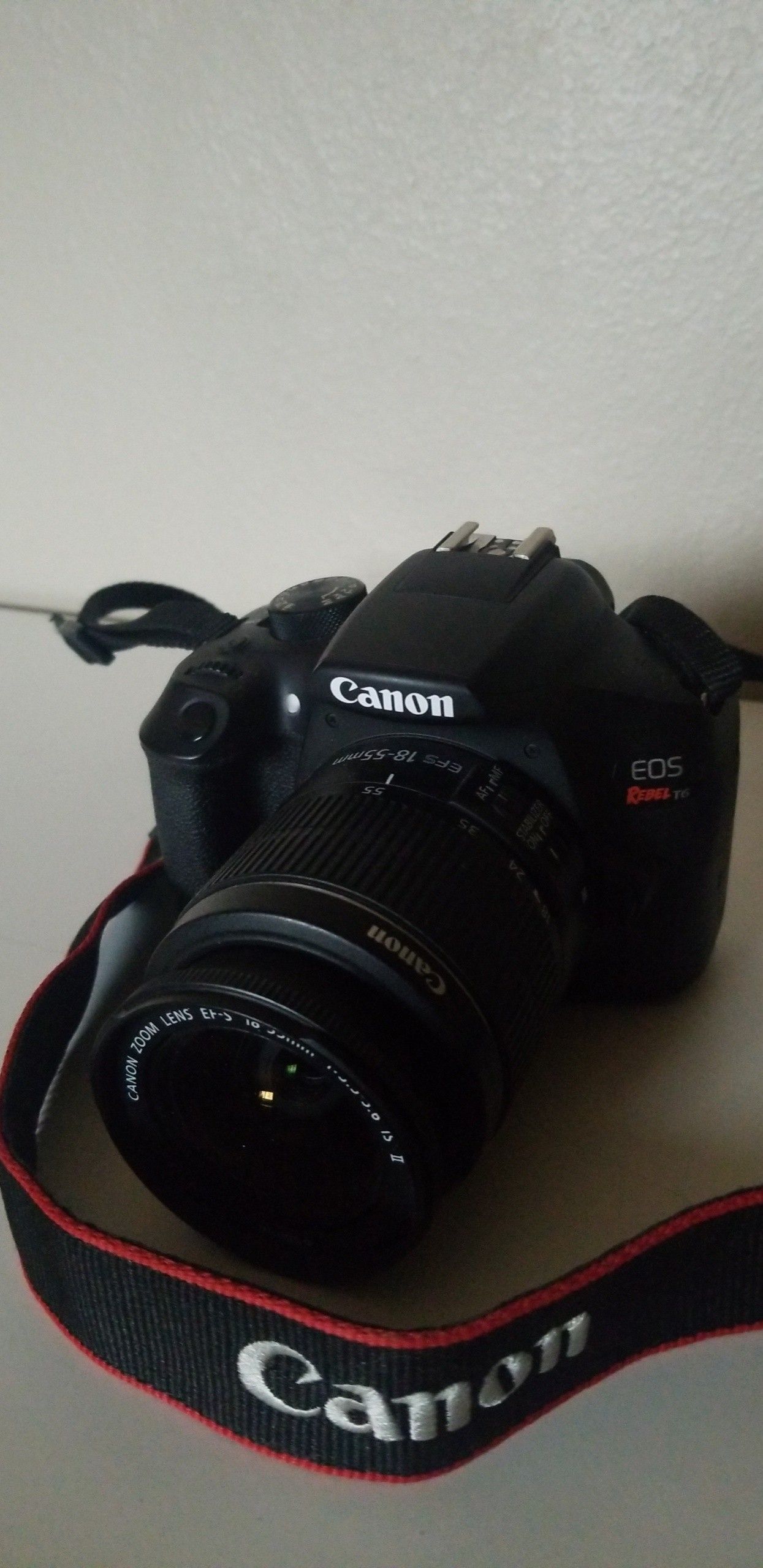 Canon EOS Rebel T6 Digital SLR camera