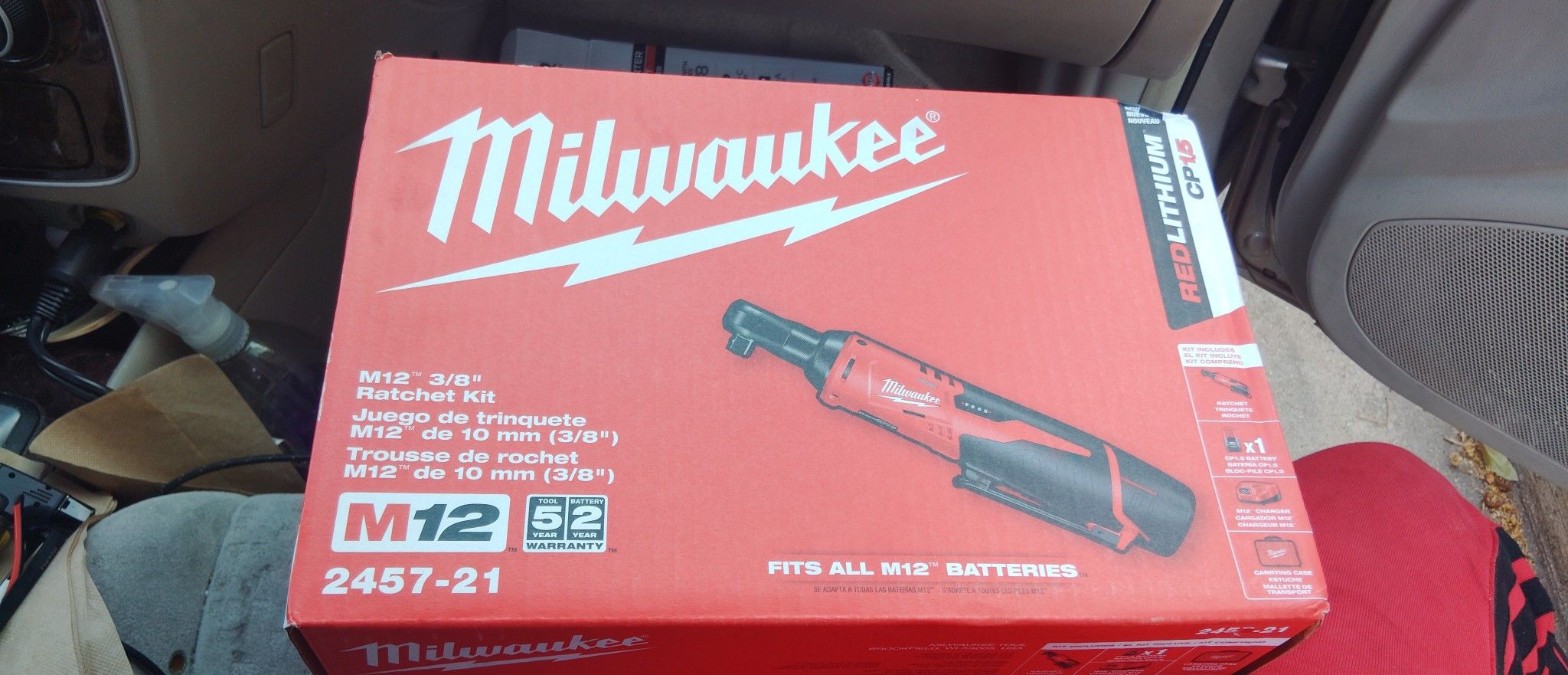 Milwaukee M12 Ratchet Kit