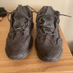 Yeezy 500 Utility Black VNDS