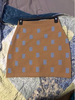 Burberry skirt