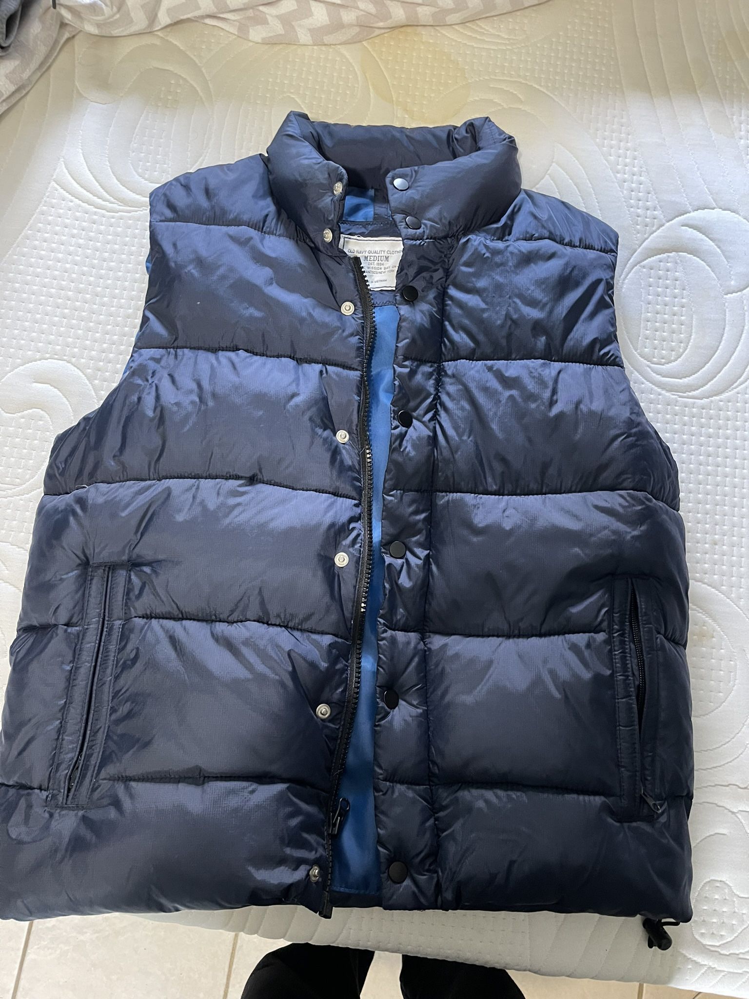 Old Navy Blue Puffer Vest Size M $20