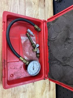 Air gauge and fittings and Matco Tools Case