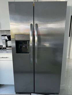 Refrigerator Frigidaire