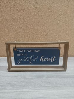 Grateful Heart Tabletop Sign Decor