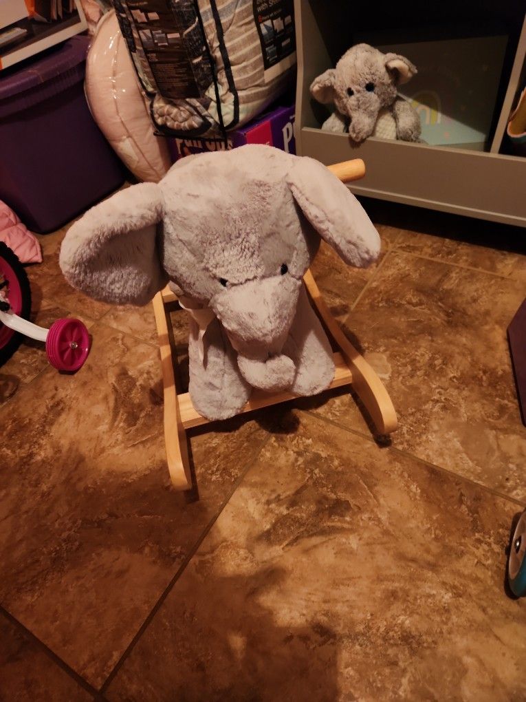 Excellent Pottery Barn Elephant Rocker 