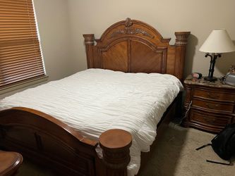 Full bed.  King size frame and mattress, 2 nightstand and dresser with mirror