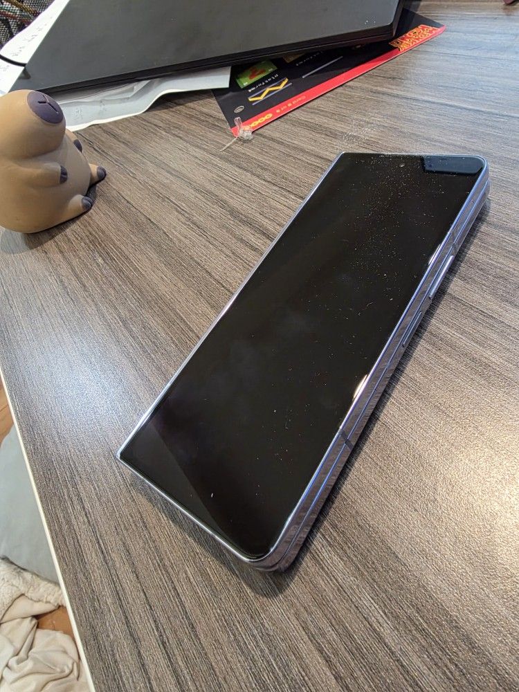 Samsung Z Fold 5 Unlocked 512gb Storage Excellent!!!