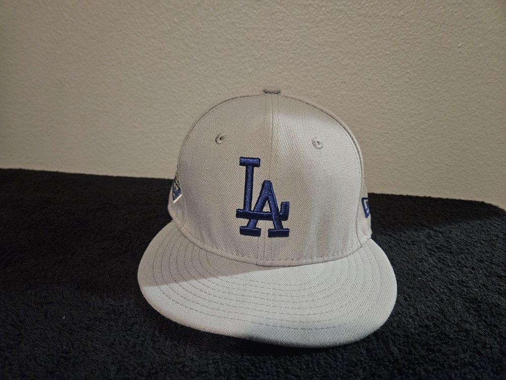 LA Dodgers Fitted Hat 6 7/8
