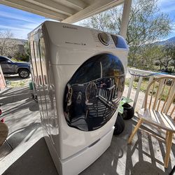 2018 Samsung multi steam vent sensor dryer.