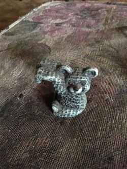 Hanging bear