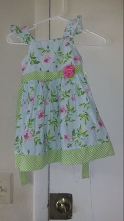 Girls dress