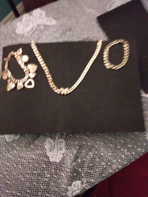 Gold Choker & Brace