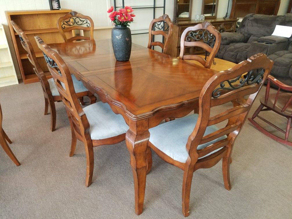 Dining table kitchen table with leaf and 6 chairs large