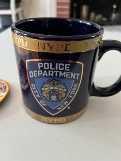 Official NYPD Mug and Patch