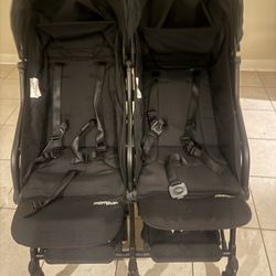 Mom push Double Stroller 