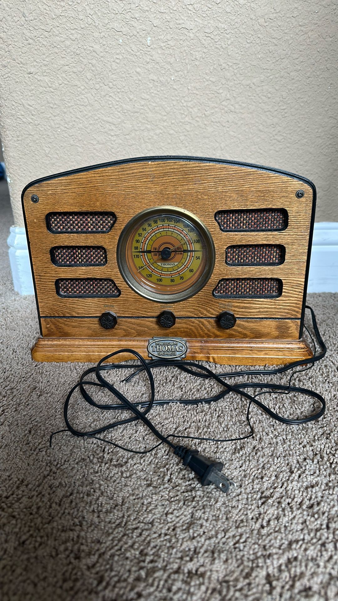 Thomas Museum Series vintage-style radio and cassette player.