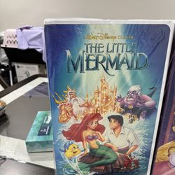 VHS Little Mermaid Throw