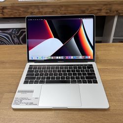 13" MacBook Pro Touchbar*1TB SSD*16GB RAM*3.5Ghz Intel Core i7