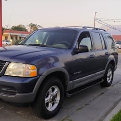 2002 Ford Explorer