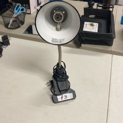 Desk lamp. 100% in good condition