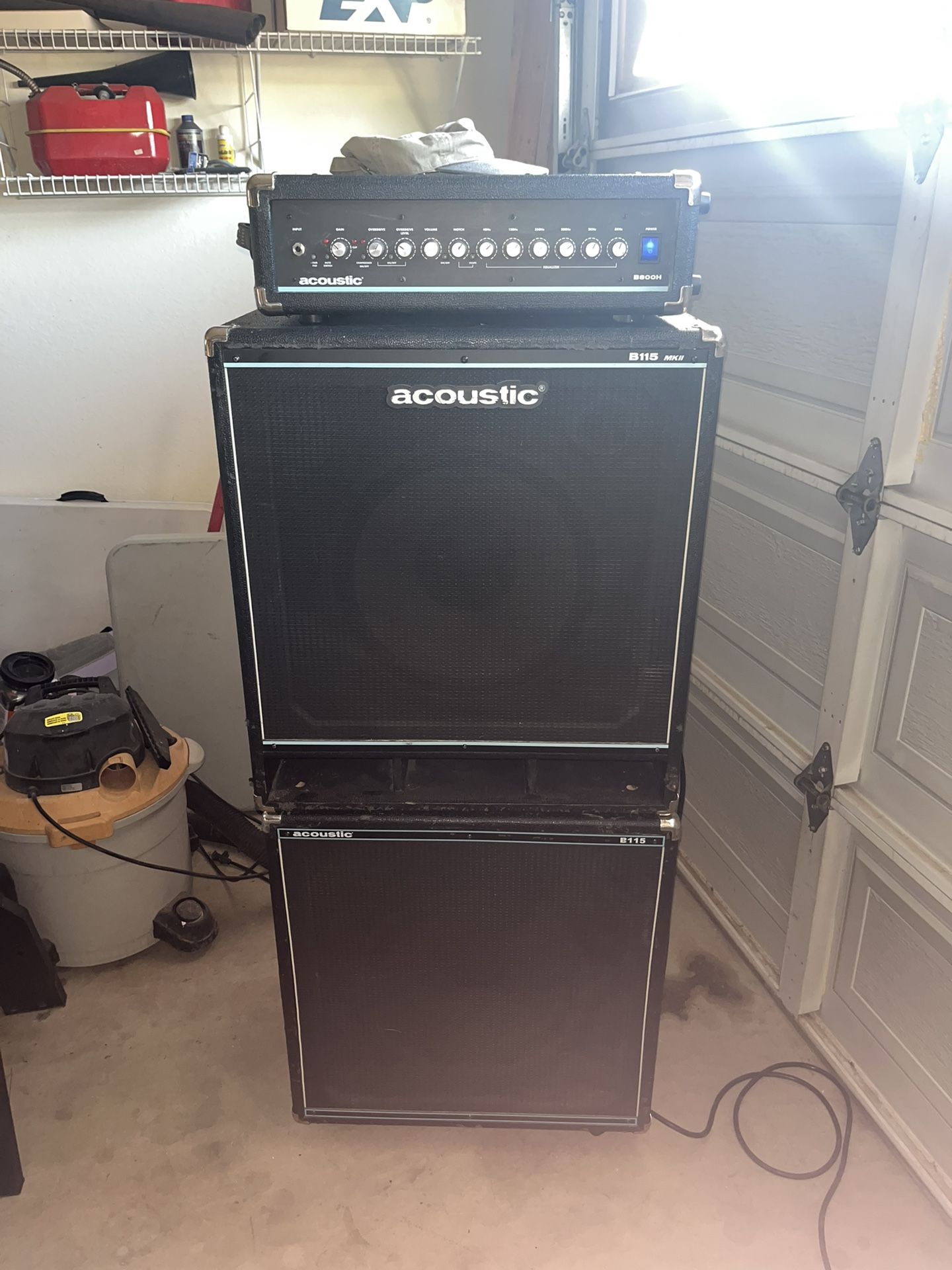 Acoustic B800H Bass Amp