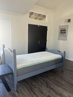 Thuma Twin Bed