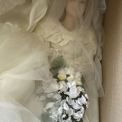 Princess Diana & Princess Fergie Wedding Dolls by Danbury Mint