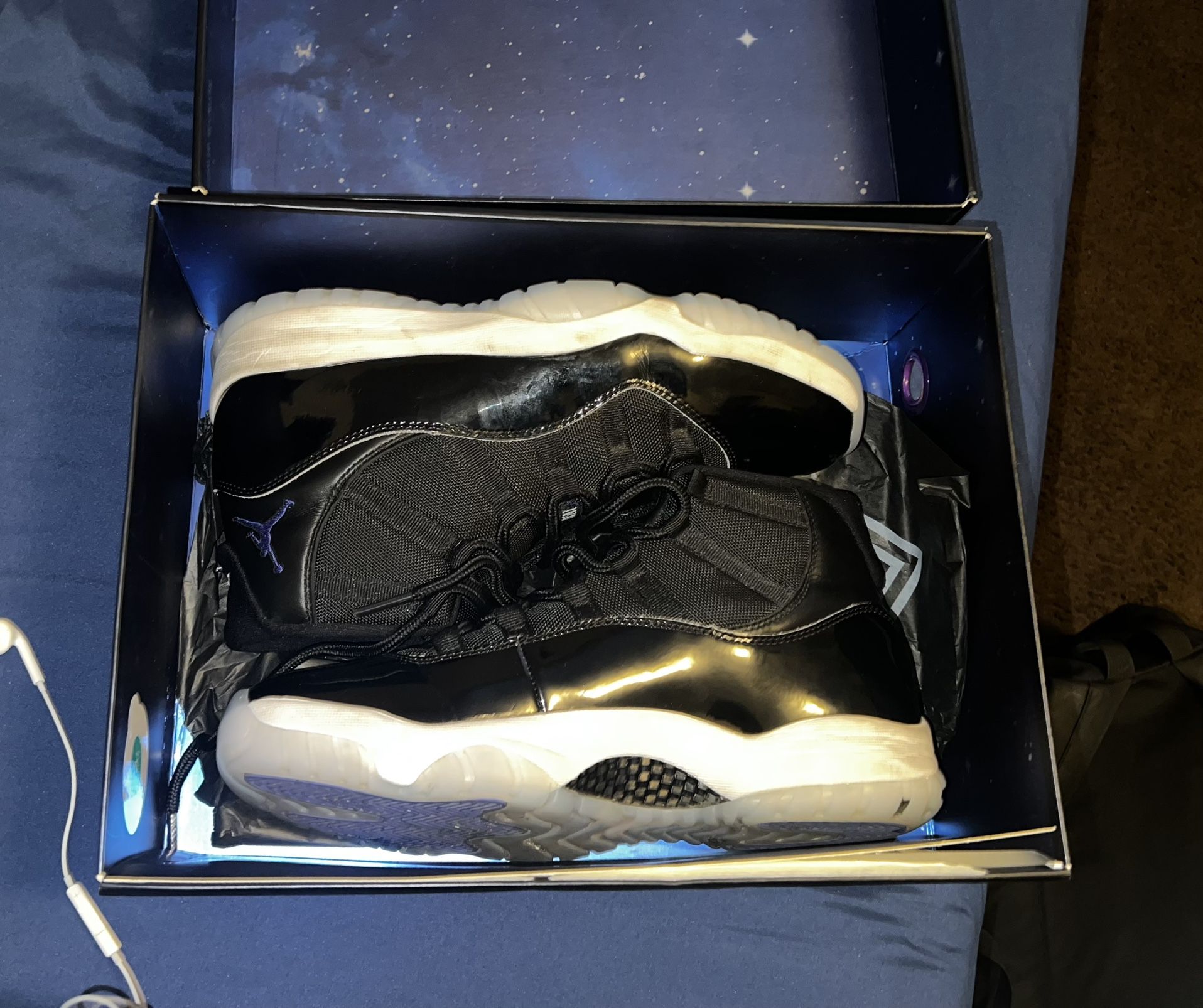 Black Color Air Jordans 11 Retro Space Jam (size 11) 