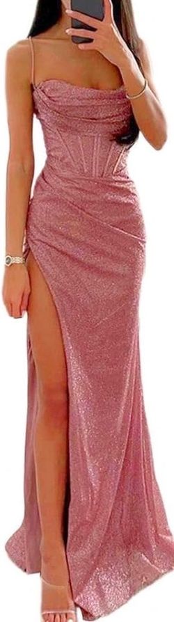Prom / formal / elegant dress