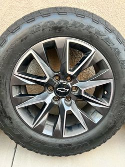 Chevy Tahoe Z71 Factory Wheels