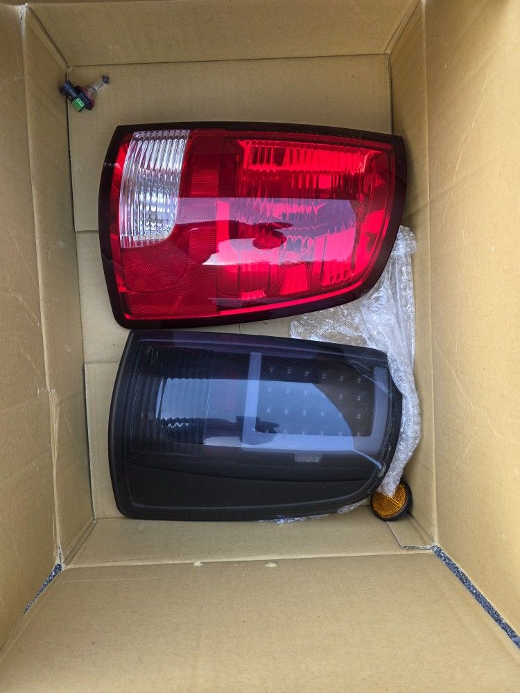 2015 Ram Passenger Tail Light