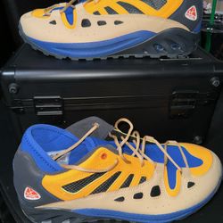 Size 10.5 - Nike ACG Air Exploraid Hyper Royal Laser Orange NEW🔥
