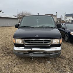 1999 Ford Econoline E150