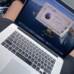 15” MacBook Pro -i7