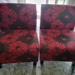 Accent Chairs (2-set)
