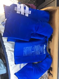 Your floating vests 2 of each