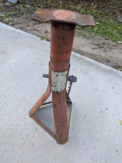 Jack stand adjustable