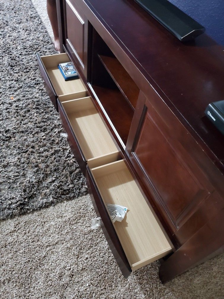 Entertainment Furniture 70 75 TV Stand Home & Garden