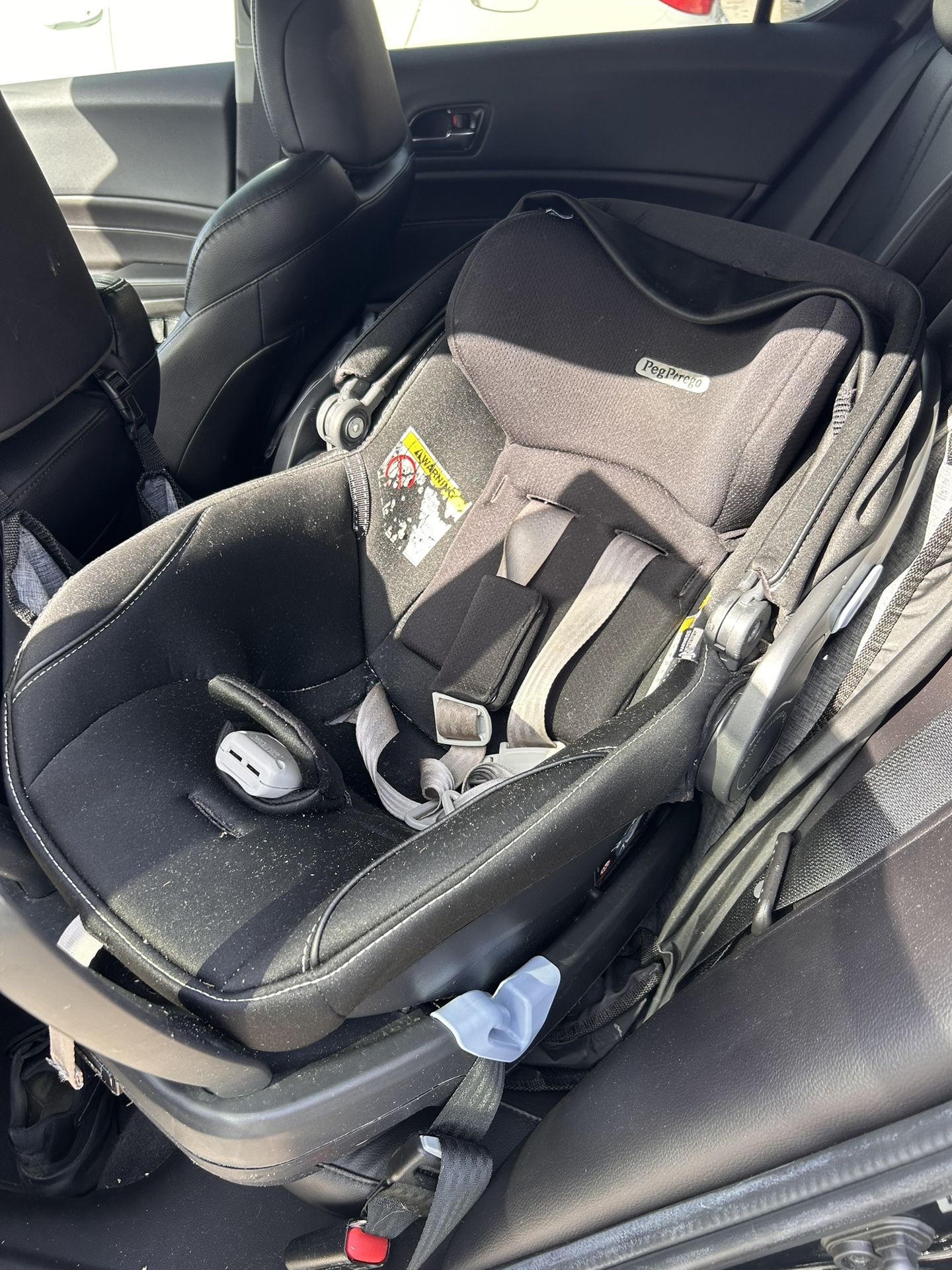 Peg Perego Car seat with base