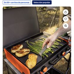 Blackstone Adventure Ready Parrilla de Acampar de Propano de 2 Quemadores de 20"x14" con Tapa de Cierre y Asa