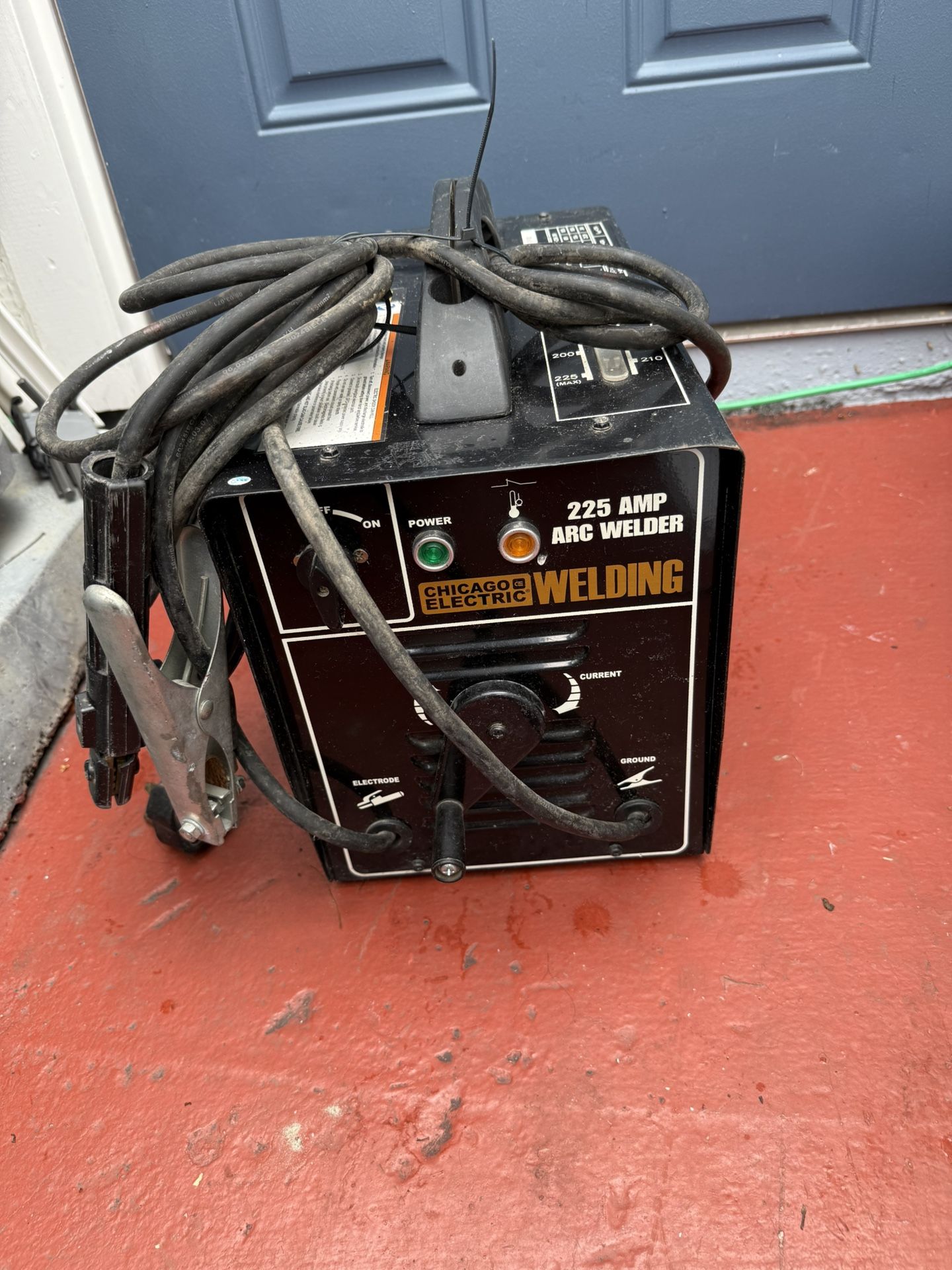 Chicago Electric 225 AMP ARC Welder